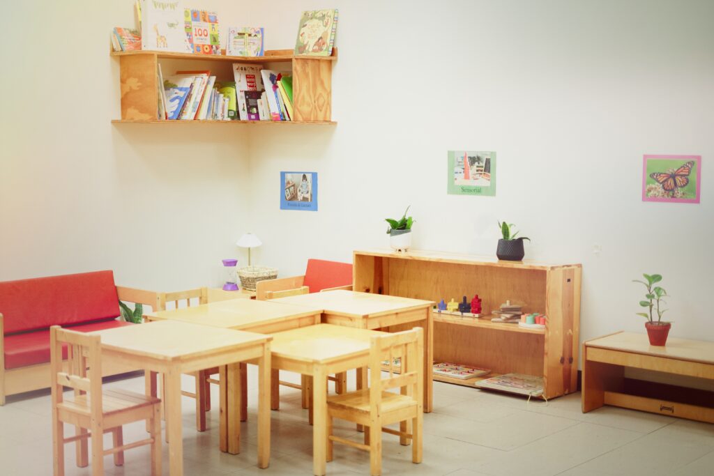 montessori 02552